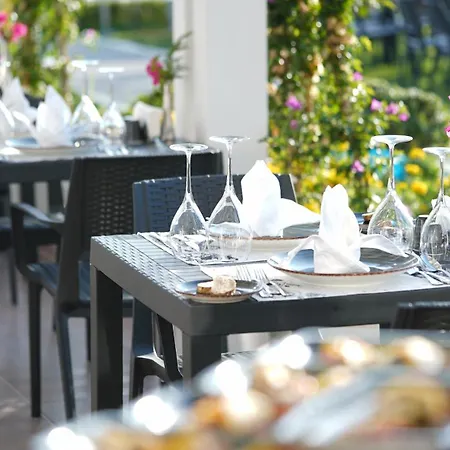 The Raga Ultra (adults Only) 5* 시데